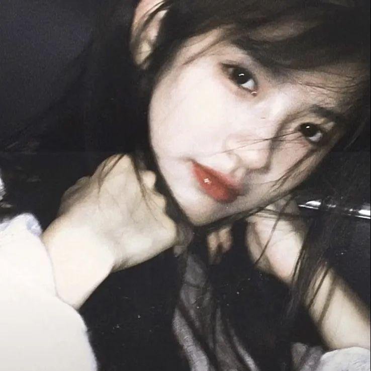 莫茜